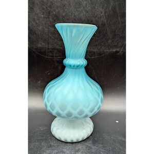 Vintage Blue Quilted Mother Of Pearl MOP Diamond Point Vase 7" Hand‎ Blown